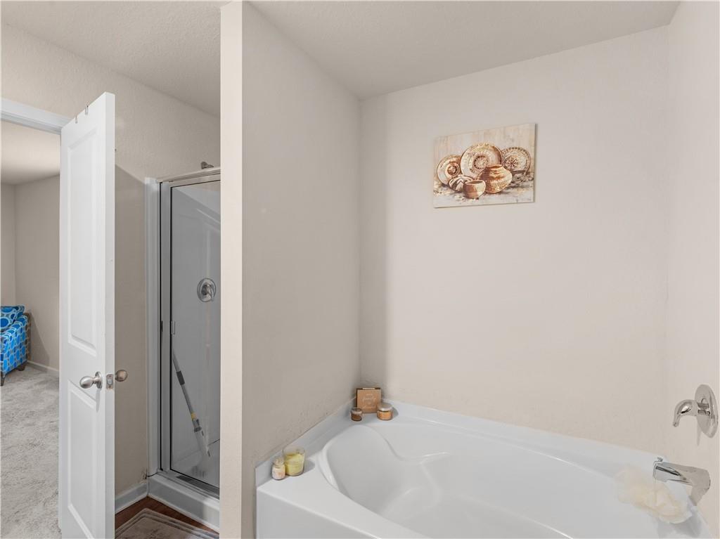 Saddle Ridge @ Annewekee Trail - Residential