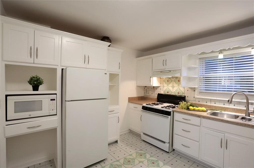 819 DURANT NE 819-6