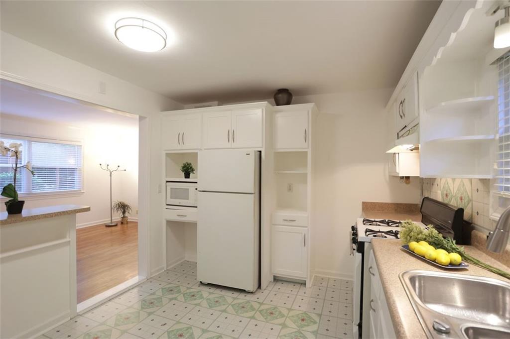 819 DURANT NE 819-6
