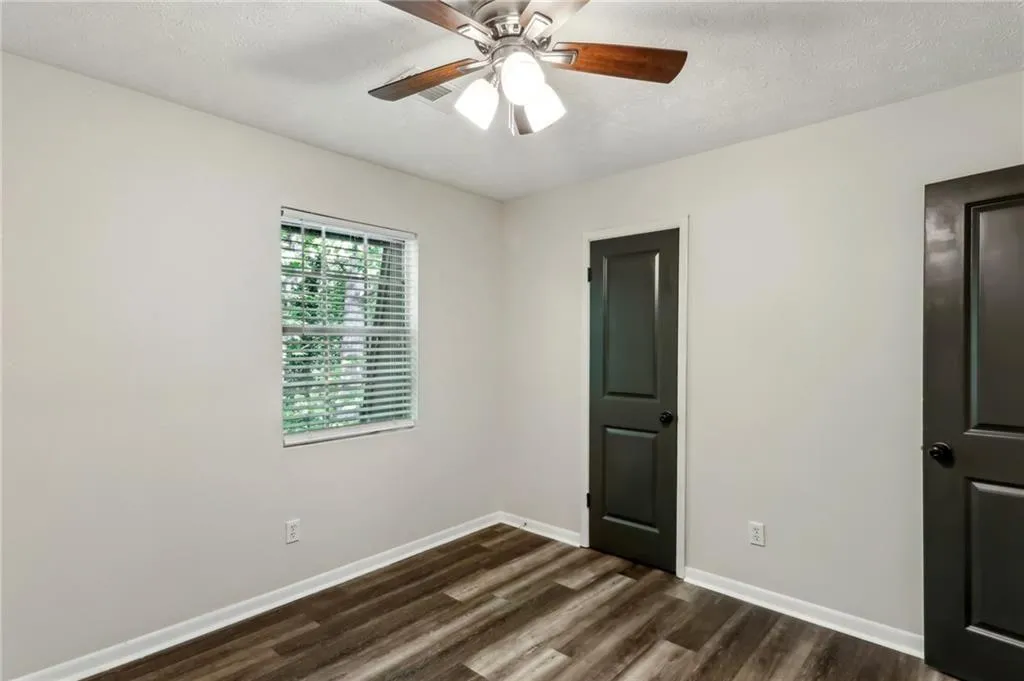 Smyrna, Georgia 30080, United States, 2 Bedrooms Bedrooms, ,2 BathroomsBathrooms,Residential,Active,122228