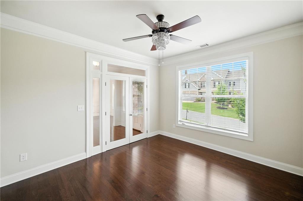 3950 Grandview Manor Drive
