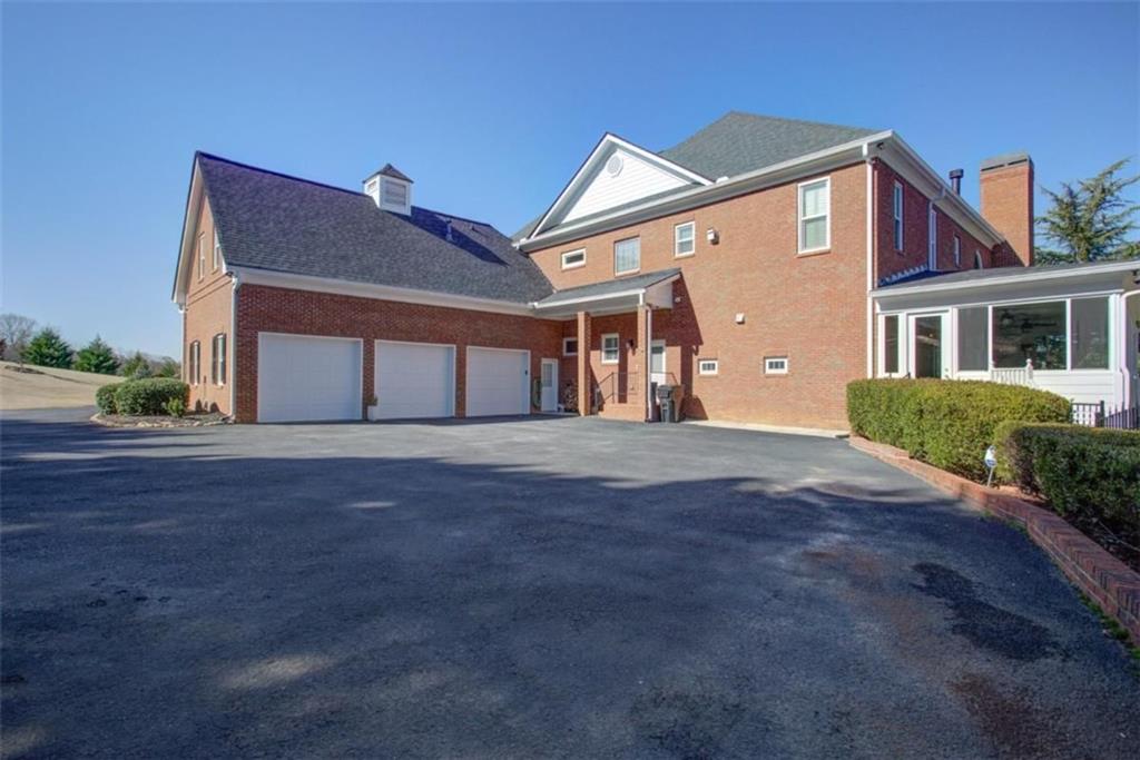 8910 Champion Court