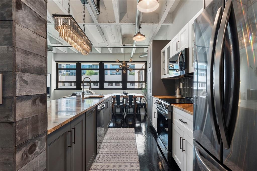 878 Peachtree Street NE 601