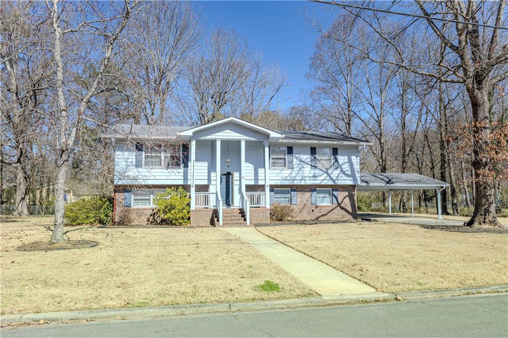 43 Westwood Circle SW