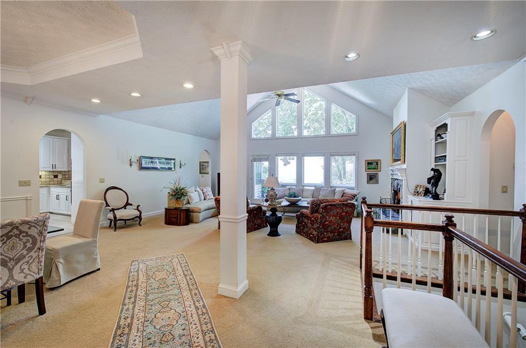 300 Sassafras Mountain Trail