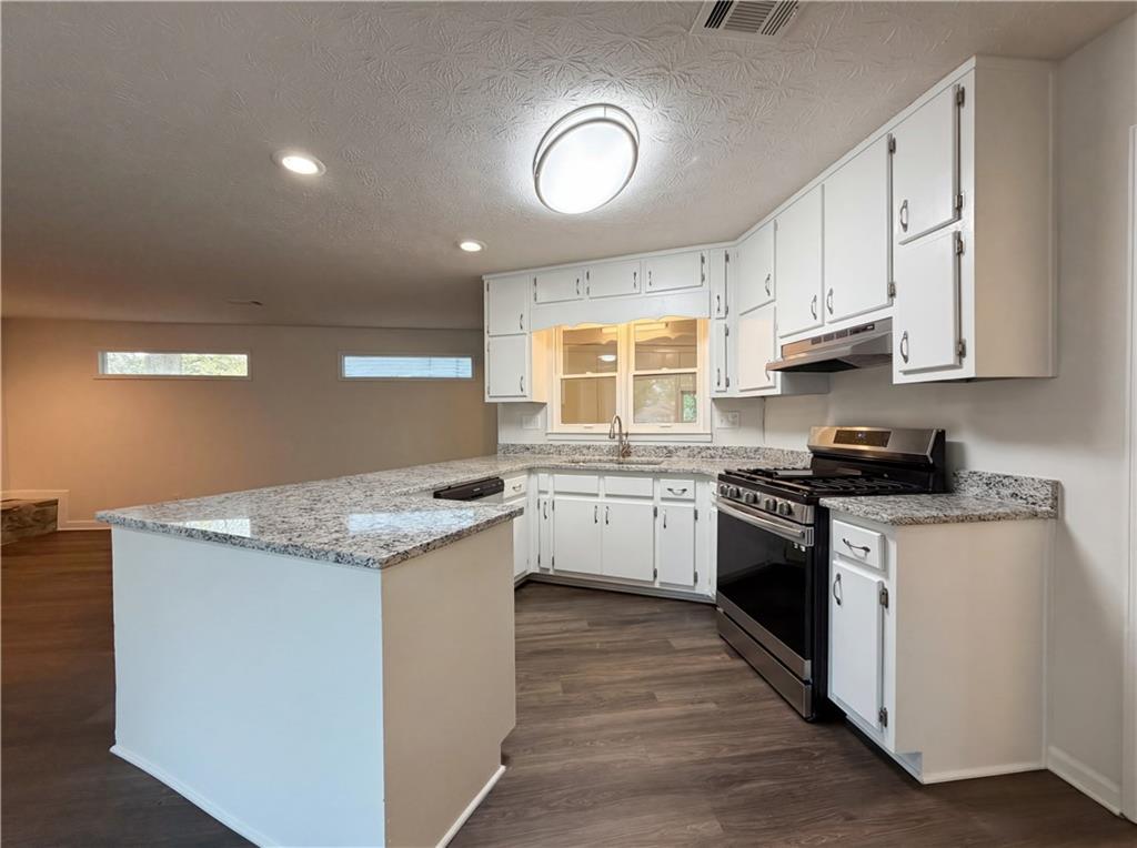 1430 Stoneleigh Hill Road