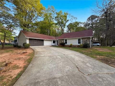 1430 Stoneleigh Hill Road Lithonia GA 30058