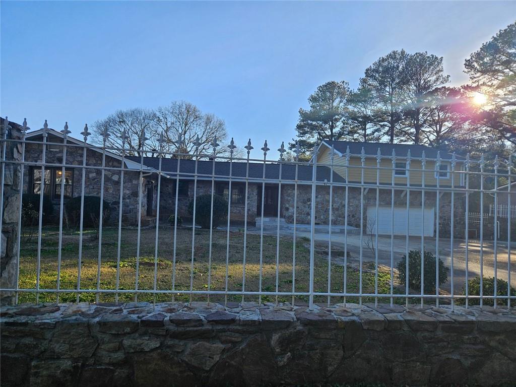 6419 Edenfield Drive, Lithonia, Georgia image 3