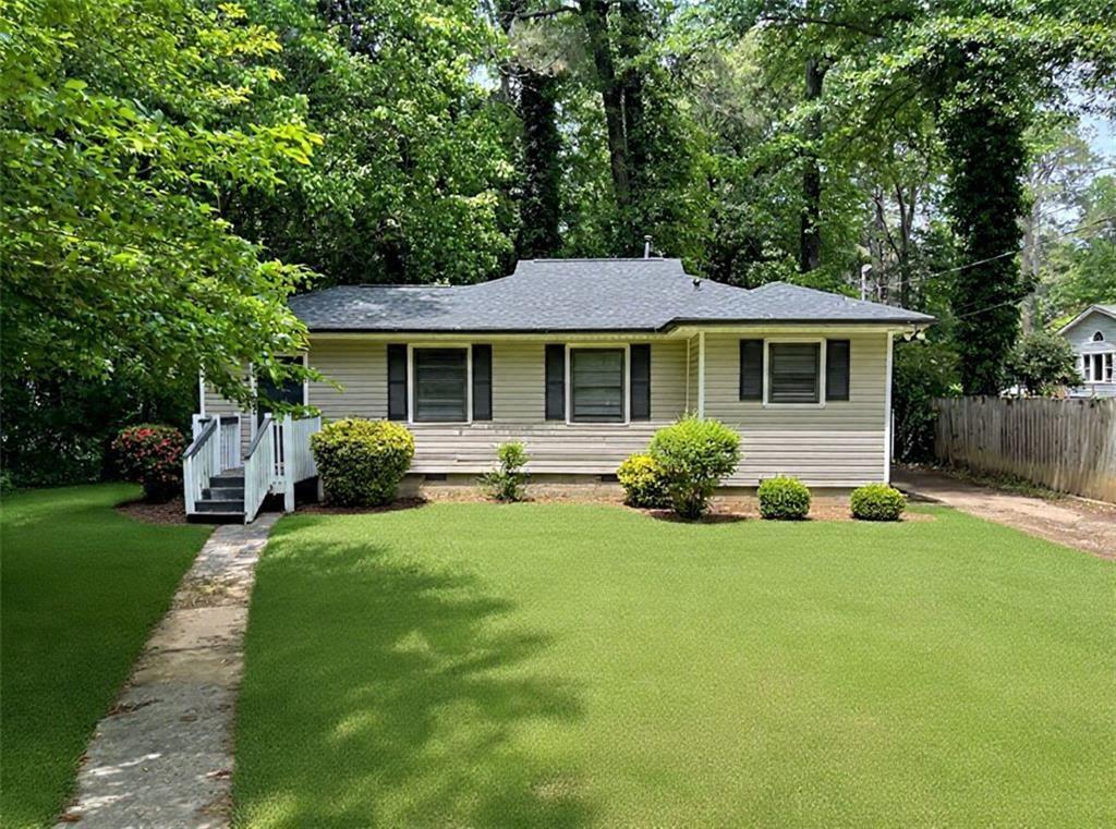 Photo 1 of 11 — 2233 Park Terrace, Atlanta, GA 30337