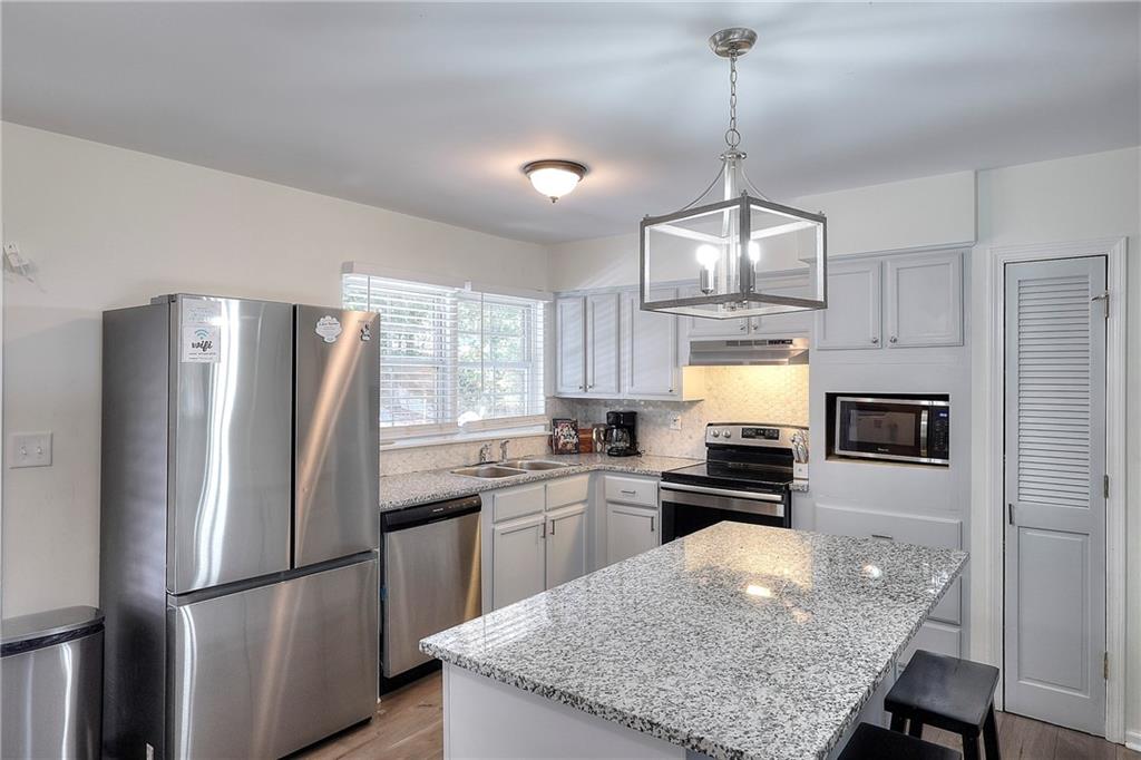 Lake Cowart Estate - Residential