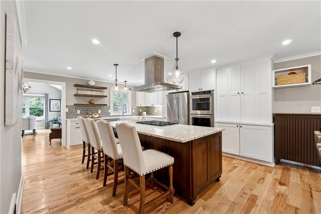 240 Saddle Horn Circle