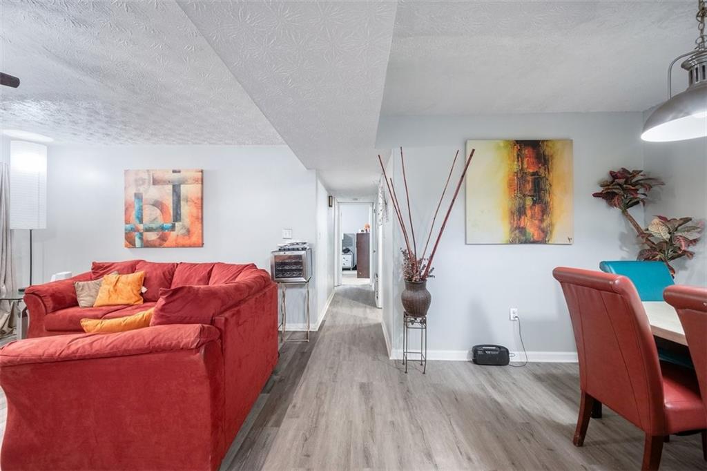 6487 Northridge Way