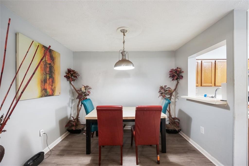 6487 Northridge Way