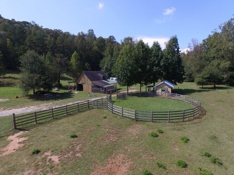 A home in Eastanollee