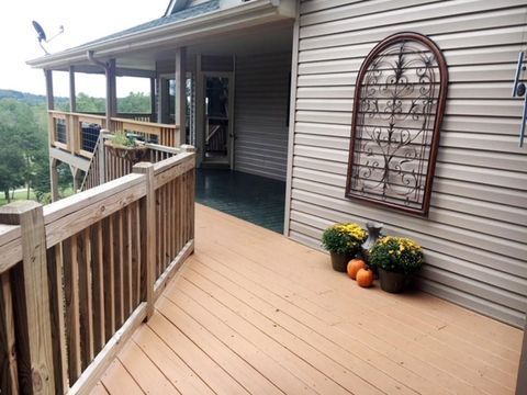 A home in Eastanollee