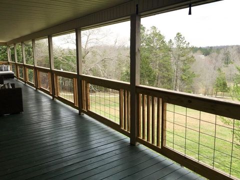 A home in Eastanollee