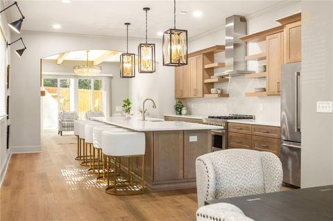 Photo of 722 Lakeview Avenue NE #A, Atlanta, GA 30308 (MLS # 7666302)