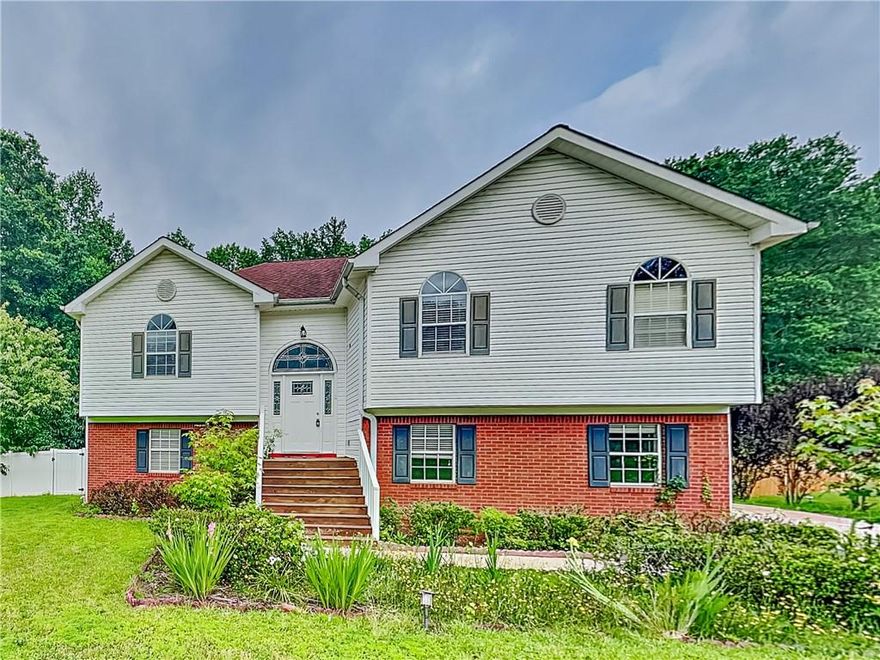 Gorgeous 4 bed 3 bath home with a sunroom and a 2-car garage in a cul-de-sac! Upon entering, you will be greeted by the stunning flooring and well-maintained walls. The eat-in kitchen boasts stainless steel appliances, a breakfast bar, stone countertops, stained cabinets, and a view to the living room, so no one is left out. Entertain guests in the spacious living room by the fireplace, in the all-season sunroom, downstairs in the family, or outside on the back deck overlooking the large fenced-in backyard. The primary bedroom has trey ceilings, its own private bathroom with a dual vanity, and a separate tub/shower. 3 additional nicely sized bedrooms, 2 more full bathrooms, and a separate dining room complete this home. Do not miss out!

In-unit washer/dryer

This property is eligible for deposit alternative coverage in lieu of a security deposit. Eligibility requirements apply. For details and enrollment, please contact our leasing team and enjoy a deposit-free renting experience!

Specialized Property Management residents are enrolled in the Resident Benefits Package (RBP) for $42.00/month which includes tenant legal liability insurance, HVAC air filter delivery (for applicable properties), credit reporting, renter rewards program, and much more!