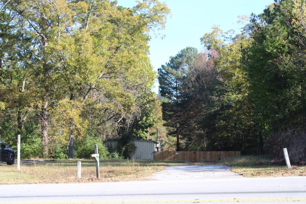 1372 Auburn Road