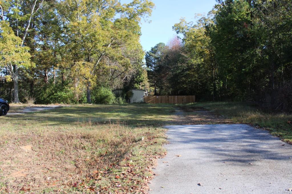 1372 Auburn Road