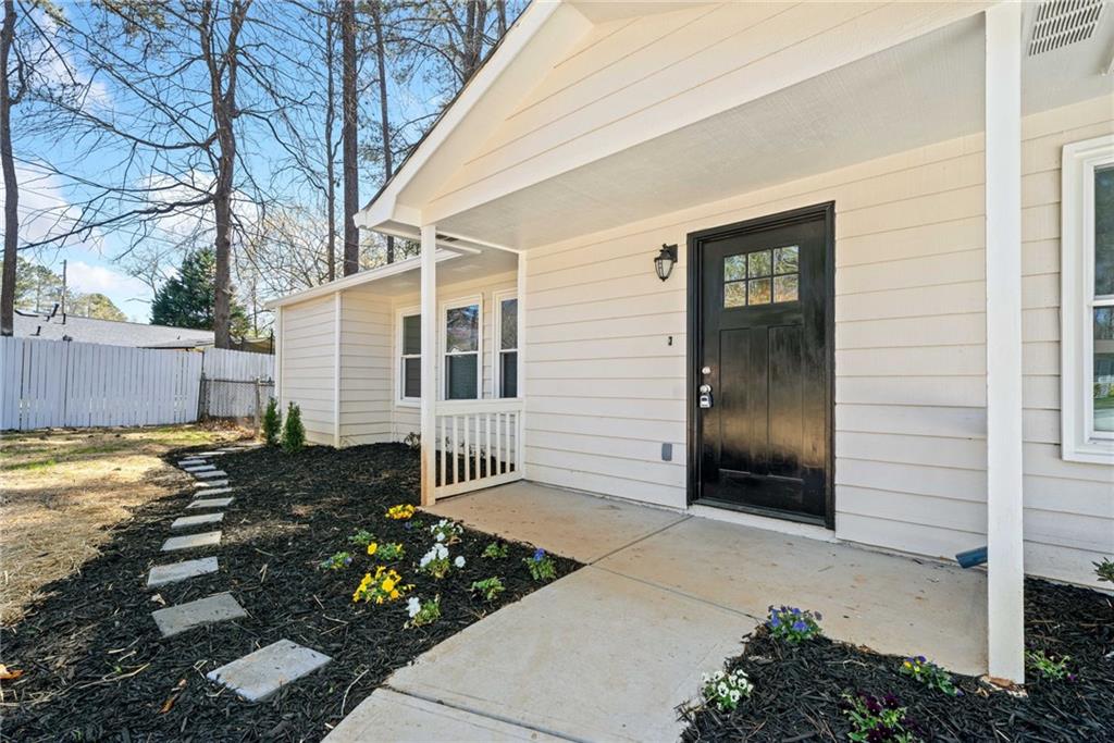 3435 Stallion Court, Powder Springs, Georgia image 2