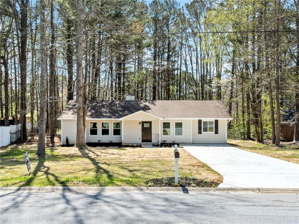 3435 Stallion Court, Powder Springs, Georgia image 1