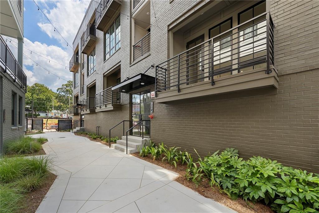 926 Hughley Circle 1