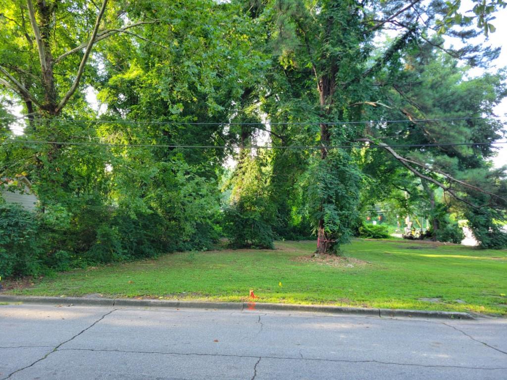 Good opportunity to build in NW Atlanta. Level 50 x 150 rectangular lot with great topography. Zoned R4A. Clear and ready for your building plans. Easy access to downtown, west side attractions, I-285, I-20, and Atlanta airport. No survey available. Buyers should research and confirm zoning details.
