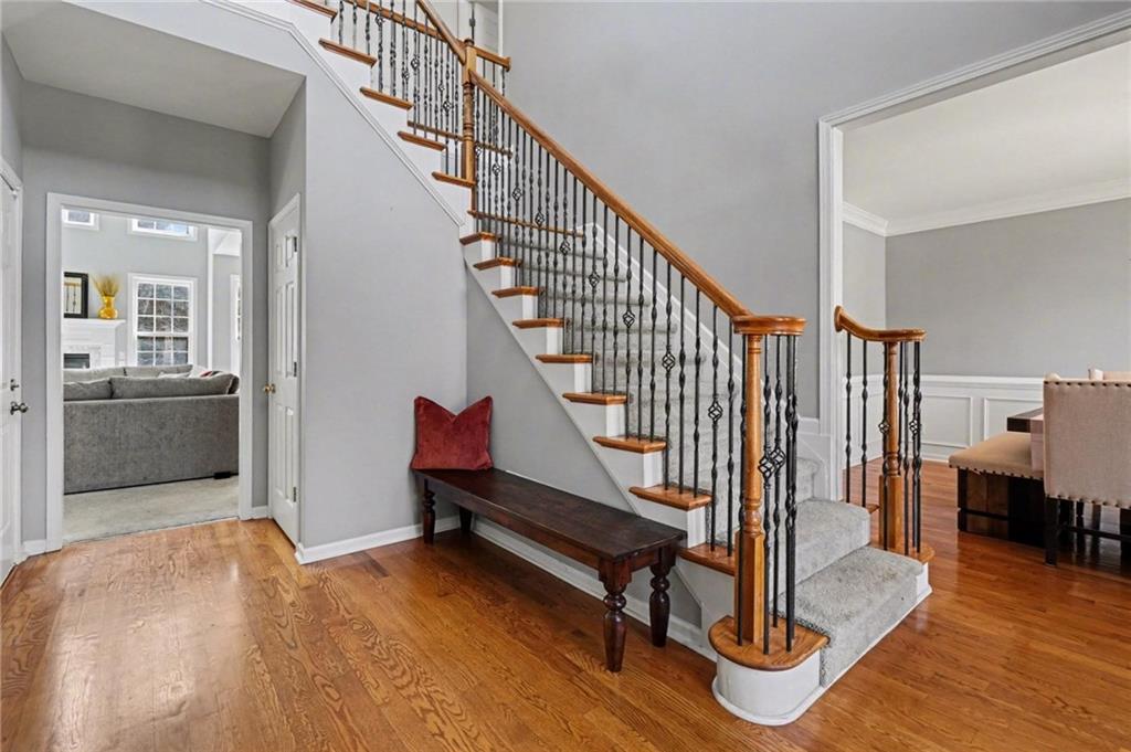 3295 Lake Valley Way