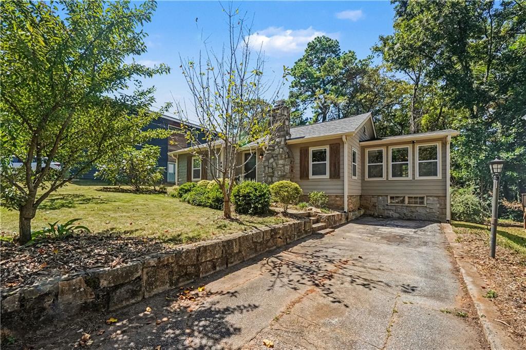 442 Spring Drive