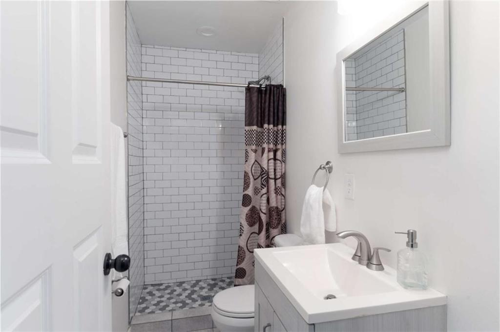 1486 Akridge Street, Atlanta, Georgia image 17