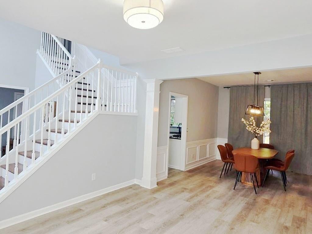 552 Glen Level Circle