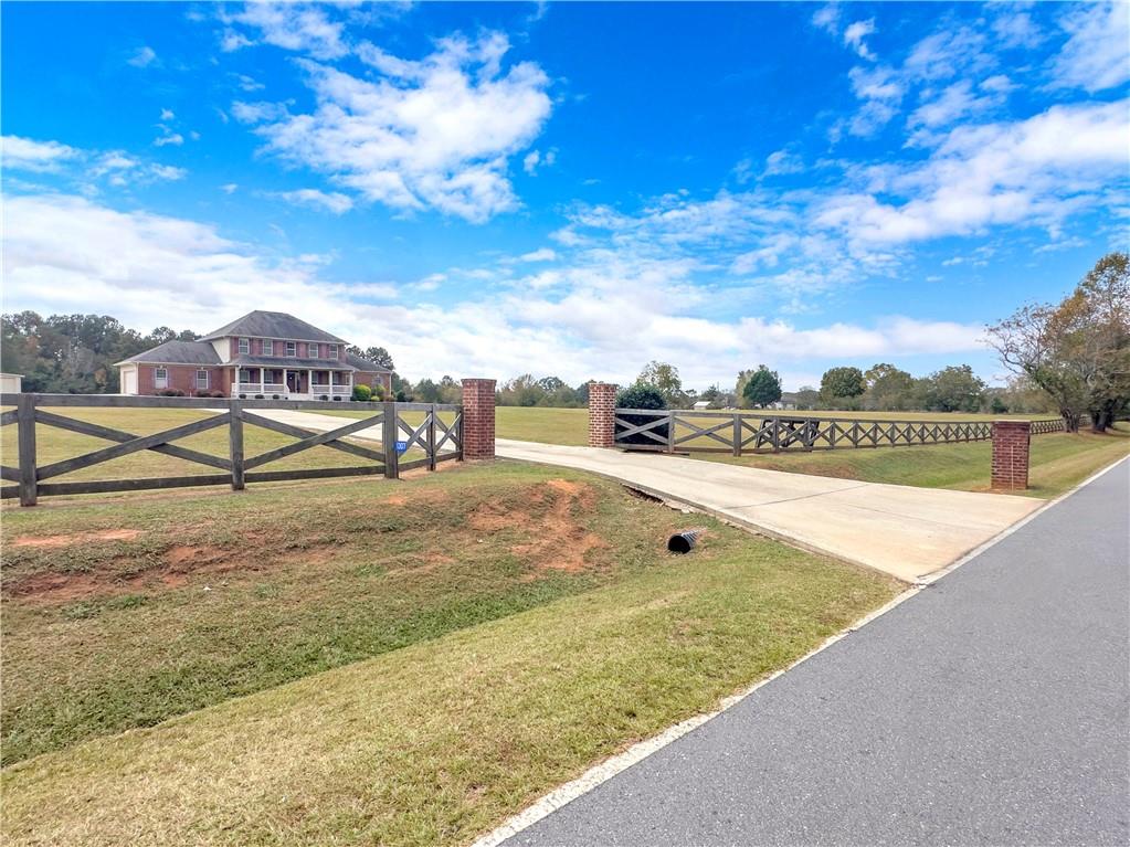 1307 Mccollum Road, Barnesville, Georgia image 1