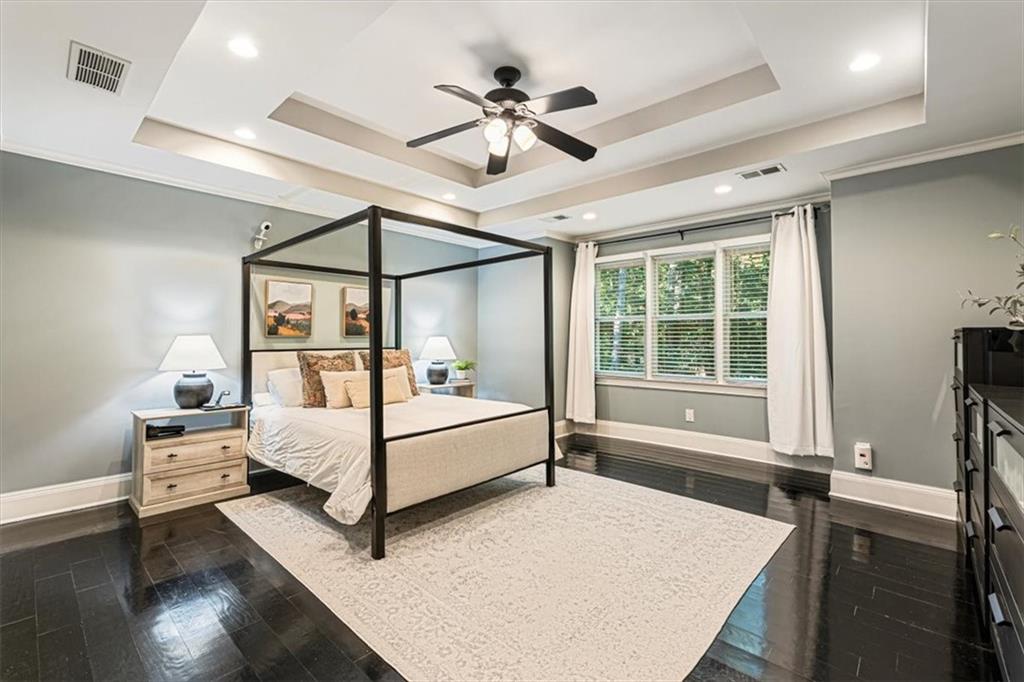 120 Founders Cove