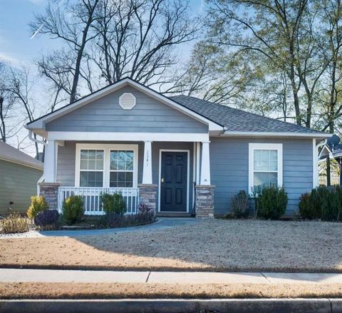 Homes For Sale - 2341 Glebe Court<br/> Clayton County, Hampton, GA 30228