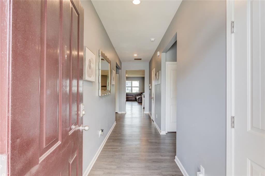 149 Starbuck Parkway