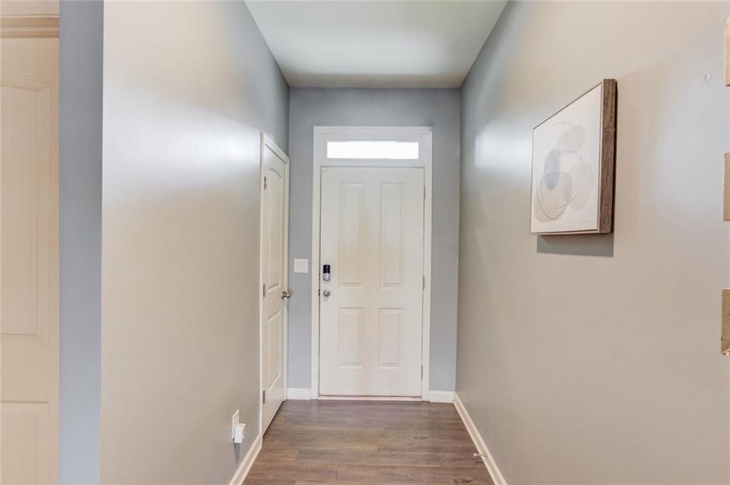 149 Starbuck Parkway