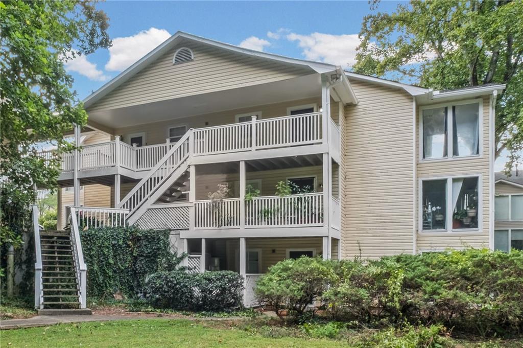 209 Augusta Drive SE