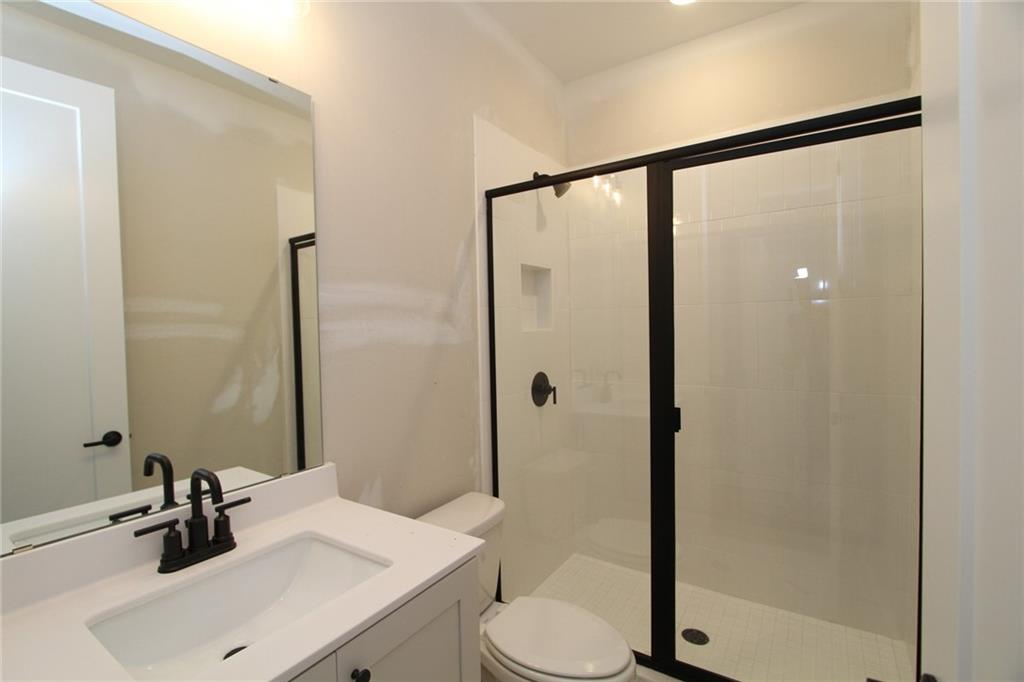 444 Lower Shoreline Ct SW