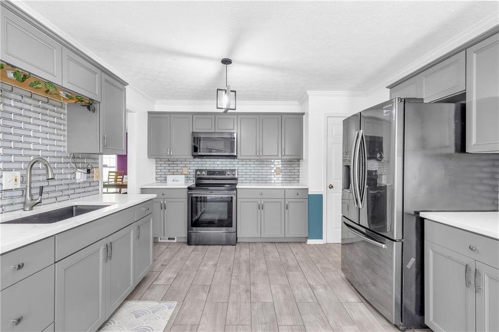 1945 Kevin Drive SE