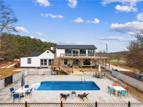 Homes For Sale - 364 Rogers Church Road<br/> Commerce, GA 30530