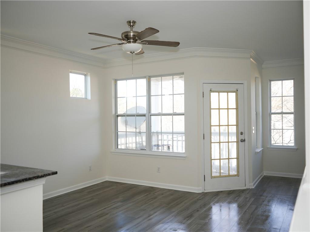 1752 SW Pryor Road SW 105