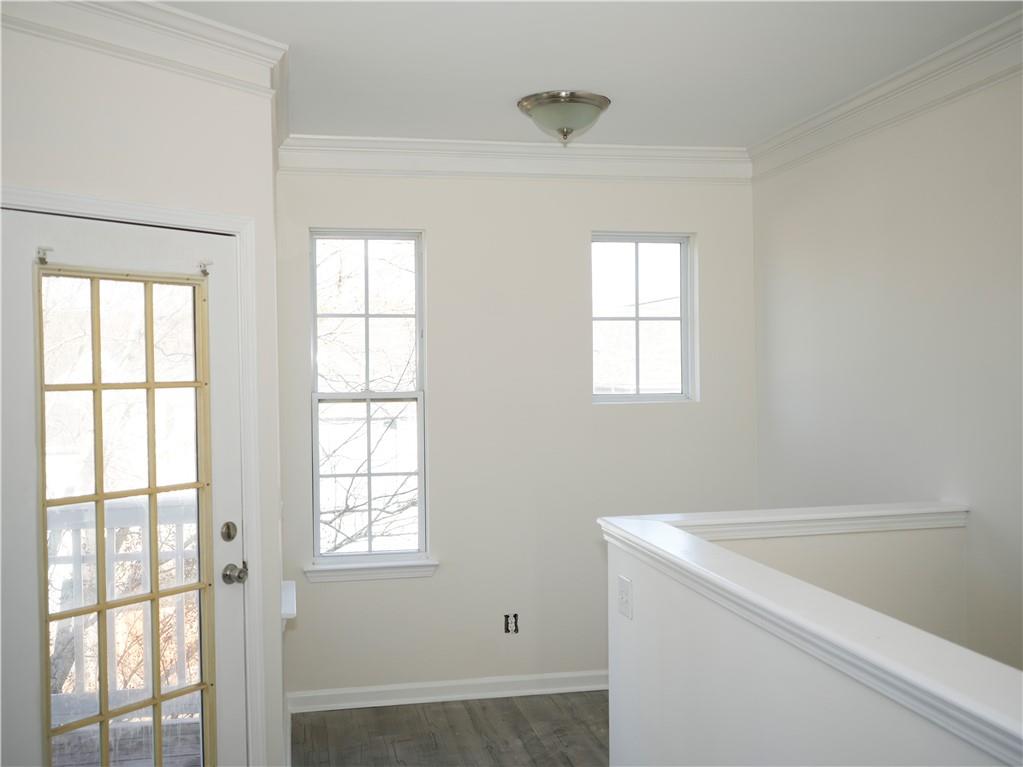 1752 SW Pryor Road SW 105