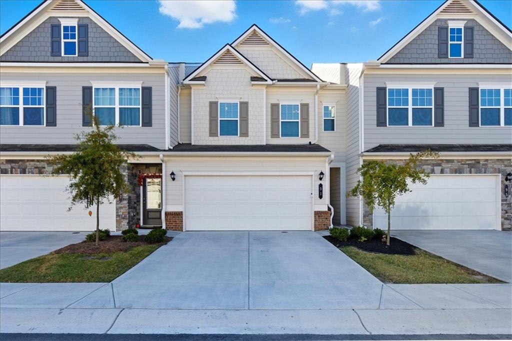 Pinnacle Towns - Residential