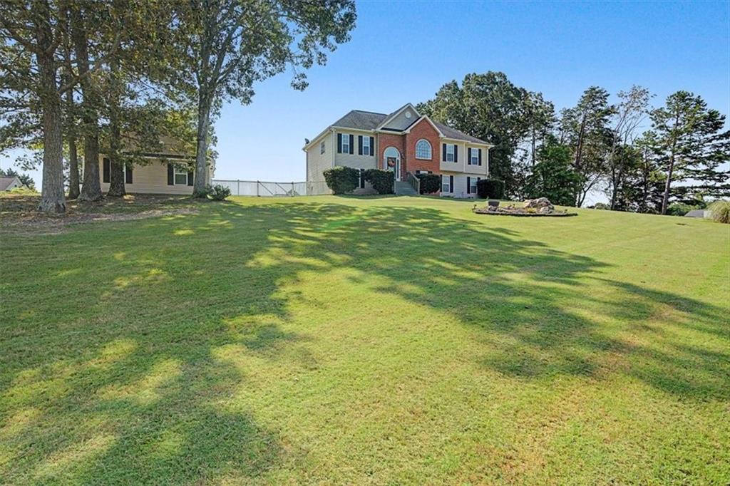 36 Valley Edge Drive