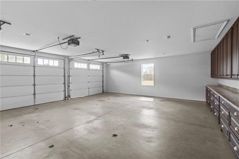 listing image 81