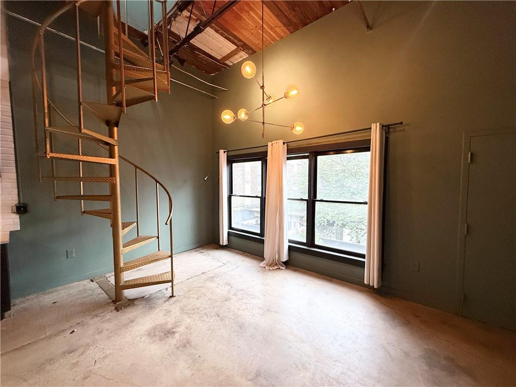 244 Peters Street SW 25