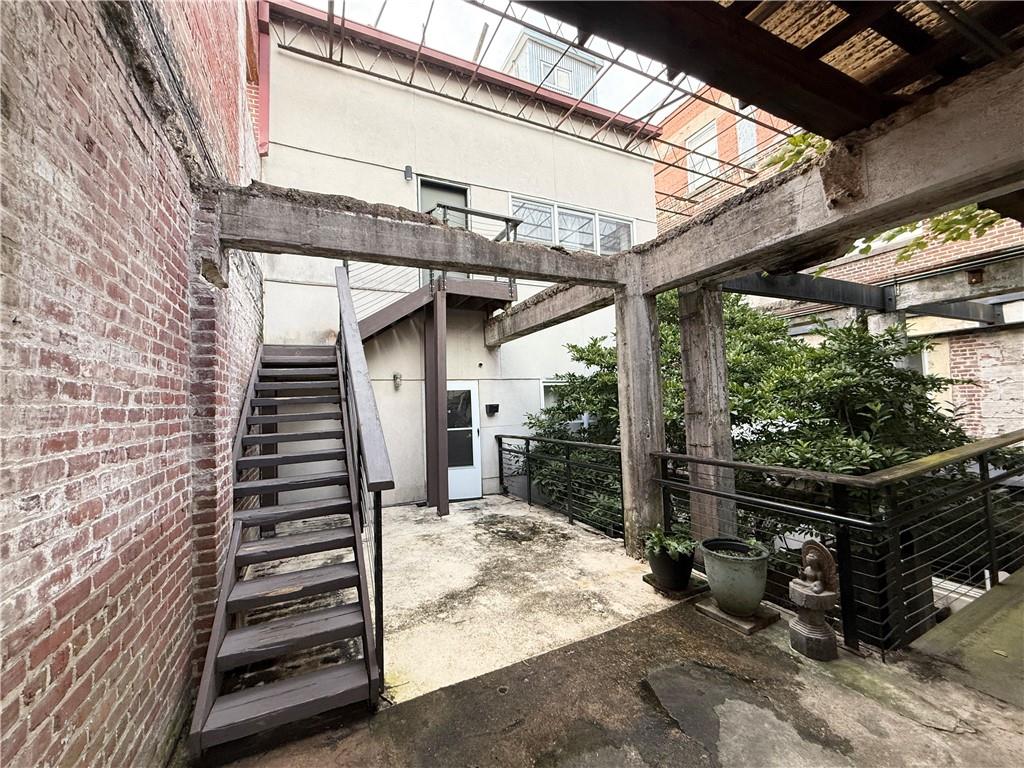 244 Peters Street SW 25