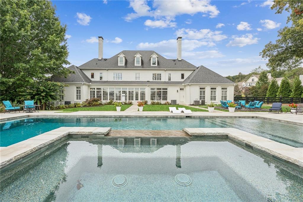 1505 Bon Endriot Court