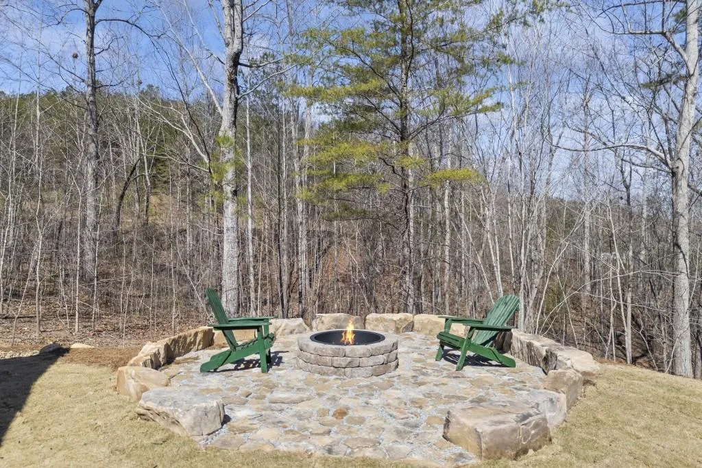 Toccoa, Georgia 30577, United States, 4 Bedrooms Bedrooms, ,4 BathroomsBathrooms,Residential,Active,31139